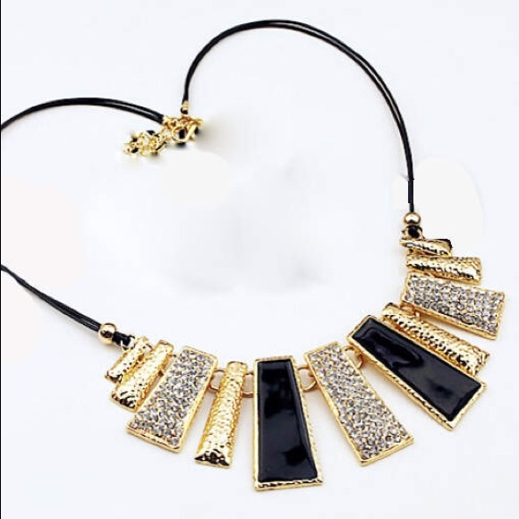 Sparkle CZ Statement Necklace - Picture 3 of 3